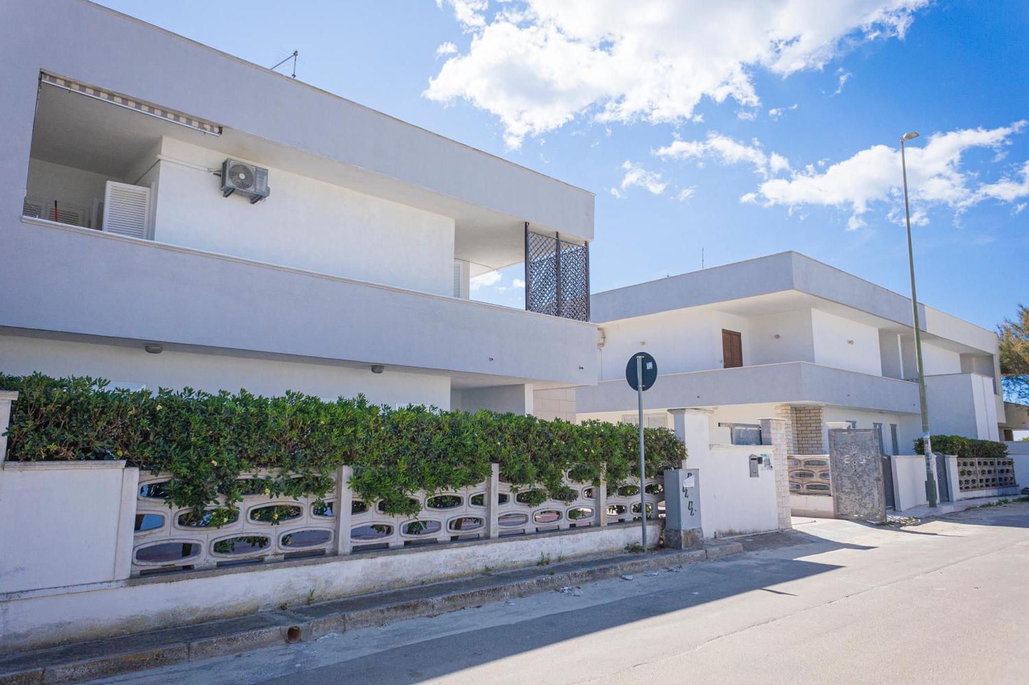 פורטו צ'זראו Torre Lapillo Apartment Sea View - Happy Rentals מראה חיצוני תמונה